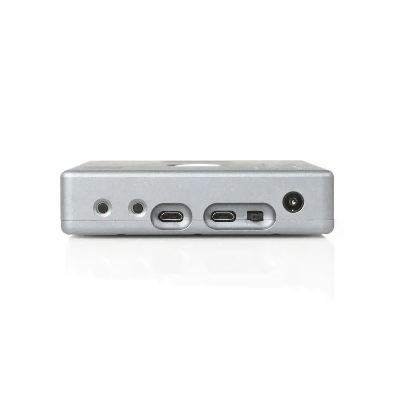 Усилитель для наушников/ЦАП Chord Electronics Hugo Silver-3